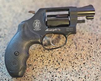 1 of 5 pictures - Smith & Wesson .38 Special + P