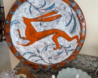 Large Enameled Charger 