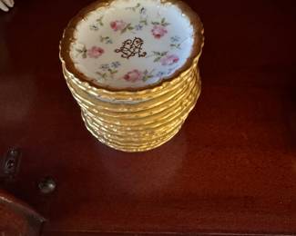 B & B Plates,   close up of monogram 