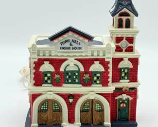 120 DickensCollectablesVictorianSeriesCeramicTownHallEngineHouse