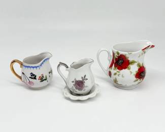76 MixofVintagePorcelainCreamers