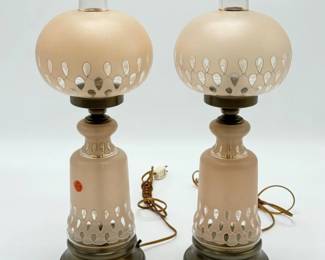 39 VintagePinkGlassBrassBaseHurricaneStyleLampSet