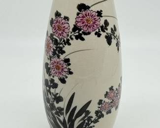 27 VintageKutaniJapaneseHandPaintedFloralPorcelainVasewGoldRim