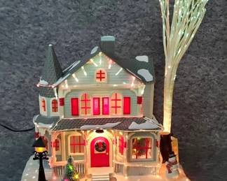 Avon Holiday Splendor Fiber Optic Christmas House