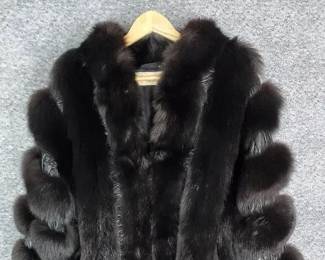 French Fox Fur and Leather Luxury Fur Coat Womens Euro 40 Medium