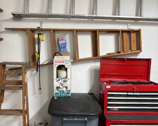 Craftsman tool cabinet. Made in America 