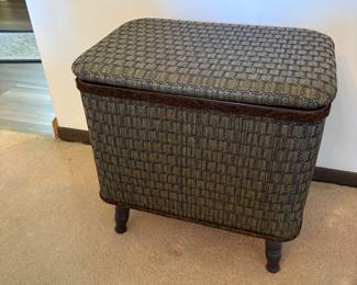 Sewing box