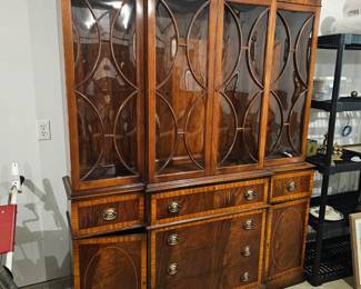 China Cabinet/Hutch