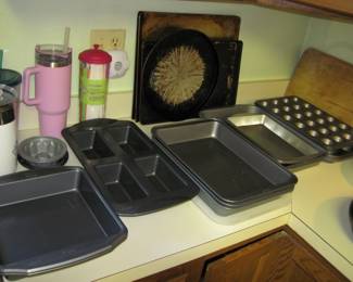 Cookware/Bakeware