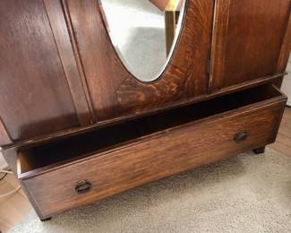 Drawer slides easily