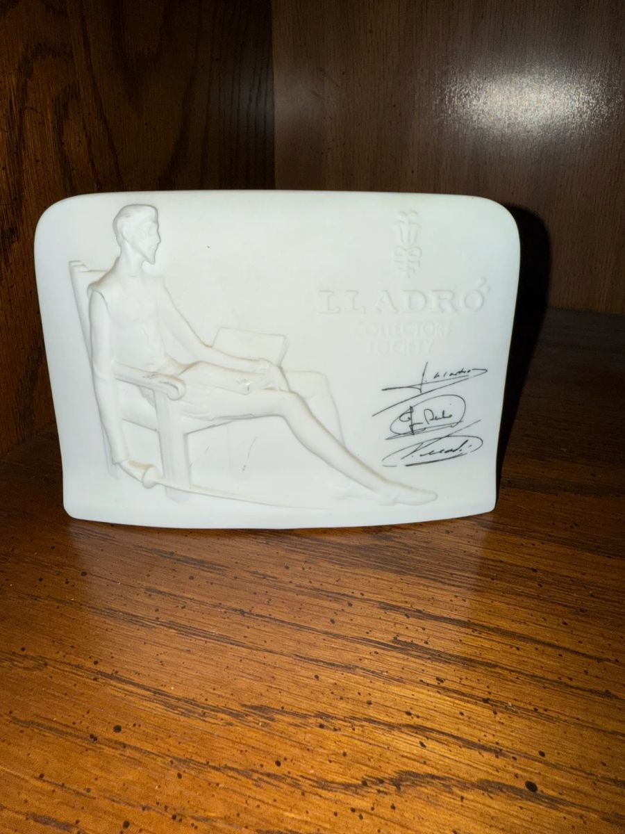 Lladro Collectors Don Quixote Porcelain Bisque Signed Shellback 1985