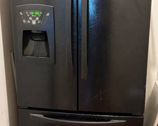 Amana Refrigerator / Freezer 