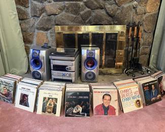 Hundreds of Vintage Vinyl Records-Mostly 1950’s Headliners