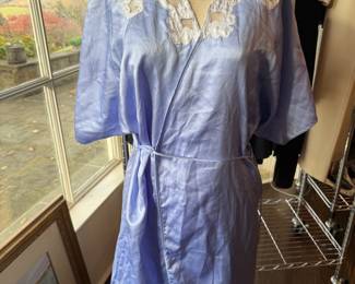 Natori Robe