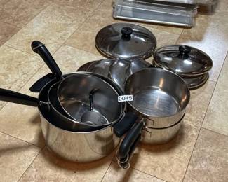 REVERE WARE POTS AND MISC PANS