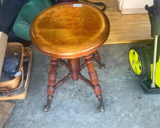 STOOL WITH GLASS BALL CLAW FEET