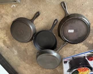 4 CAST IRON SKILLETS
