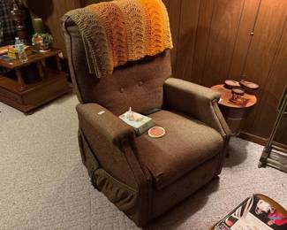 ELECTRIC RECLINER