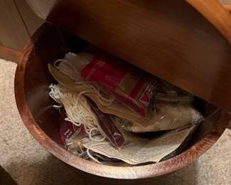 VINTAGE WOOD SEWING BUCKET, ASHTRAY, ETC.