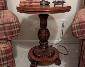 Ethan Allen pineapple side table
