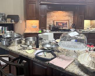 Packed Kitchen Stainless Steel Pots & Pans Cast Iron skillets