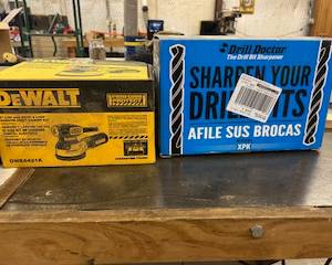 DeWalt Sander and Bit Sharpener