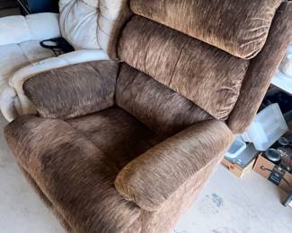 Big LA Z BOY RECLINER
