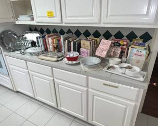 LOTS OF COOKBOOKS