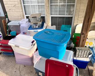 Storage tubs