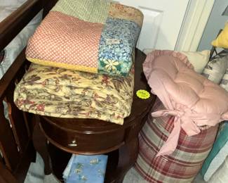 Lots of spreads, blankets, quilts