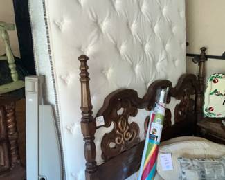 Queen mattress set