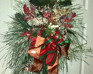 AND BACK TO CHRISTMAS!