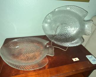 Glass fish platters
