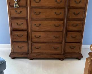 Wooden Chest of Drawers