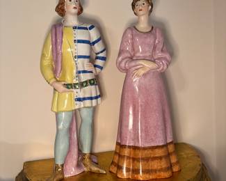 Pair of Zaccaghini Italy figurines