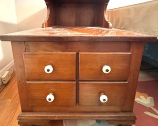 Vintage Wooden Step-Back Nightstand with Ceramic Knobs – 1940s–1960s Colonial Revival Side Table