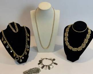 Vintage Necklace and Bracelet Collection 5 Pc Jewelry Lot