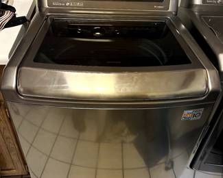 LG Washer, Excellent condition!