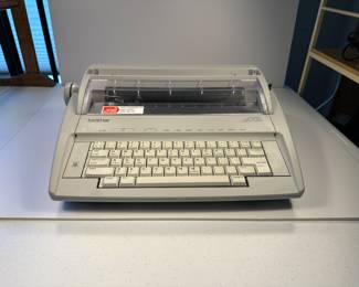 Vintage ‘80’s & 90’s typewriters