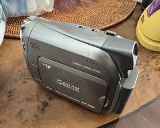 Canon Video Camera 1000x Digital Zoom