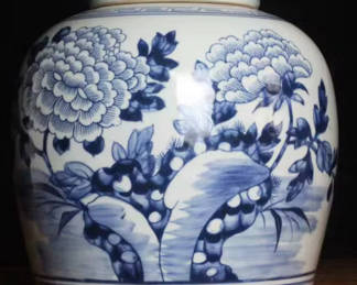 Hand painted chinoiserie ginger jar