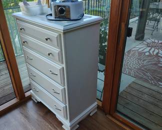 Dresser,