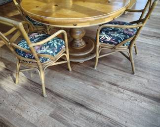 Pine table with 4 chairs