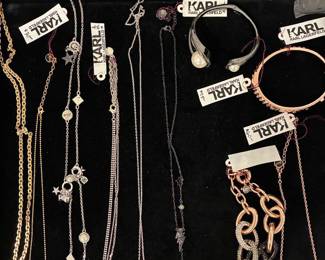 KARL LAGERFELD - Gold tone, Roségold tone and Silvertone finishes with Swarovski crystal details