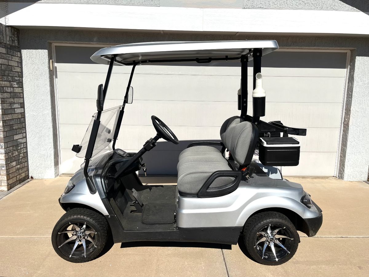 2023 ICEV I20 Silver NEV