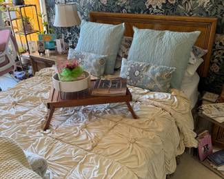 5 piece bedroom suite, queen with mattress