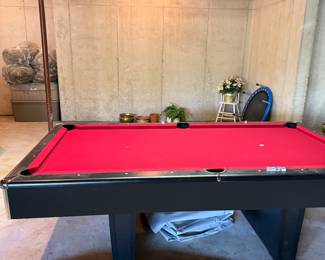 Pool table