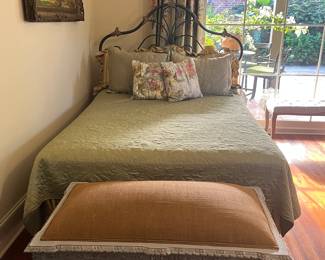 Queen size bed, chic bench