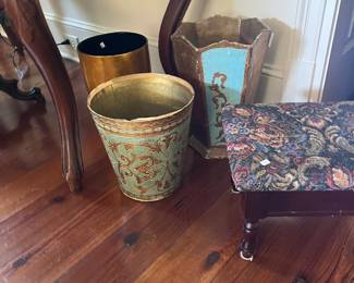 Florentine wastebaskets
