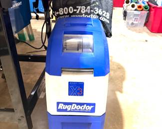 Rug doctor with all the accessories
